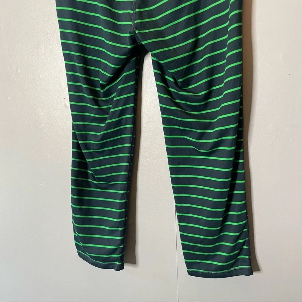 Athleta navy blue and green stripe cropped leggings size small